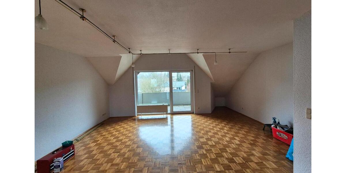 Dachgeschoßwohnung Greifenstein - 3 Zimmer, 80 m&sup2;, 800&euro; | Angebot:24828313