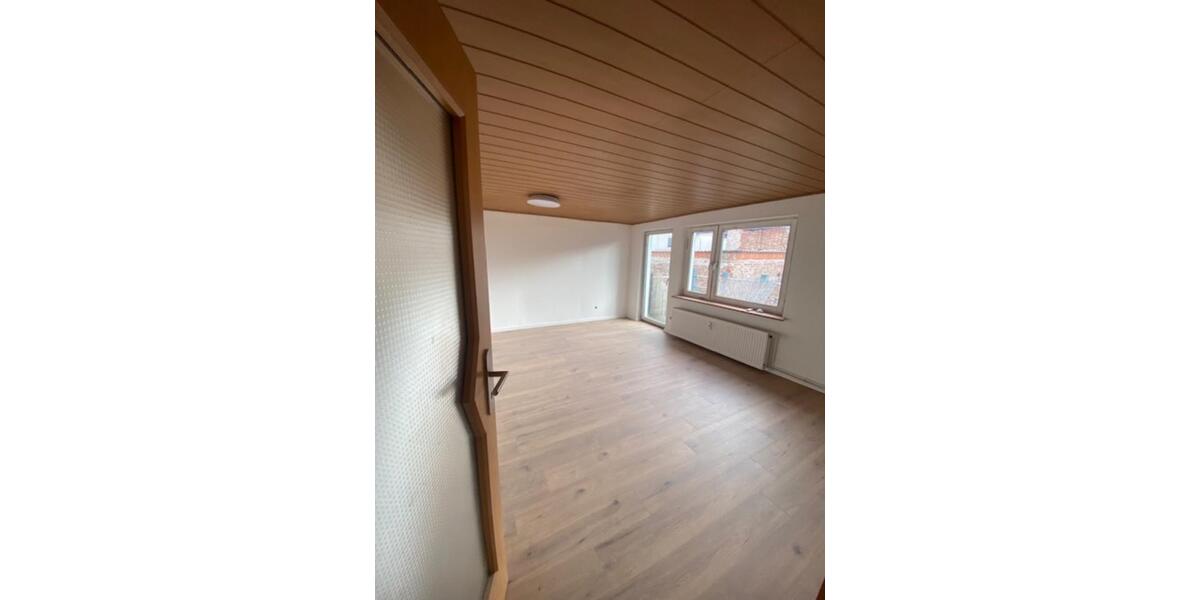Etagenwohnung Helmstedt - 2 Zimmer, 65 m&sup2;, 490&euro; | Angebot:25232071