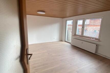 Wohnung Helmstedt - 2 Zimmer, 65 m&sup2;, 490&euro; | Angebot:25232071
