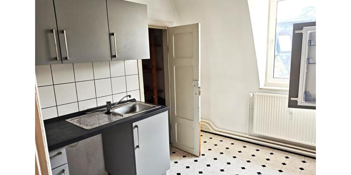Dachgeschoßwohnung Flensburg Altstadt - 3 Zimmer, 97 m&sup2;, 850&euro; | Angebot:25497945
