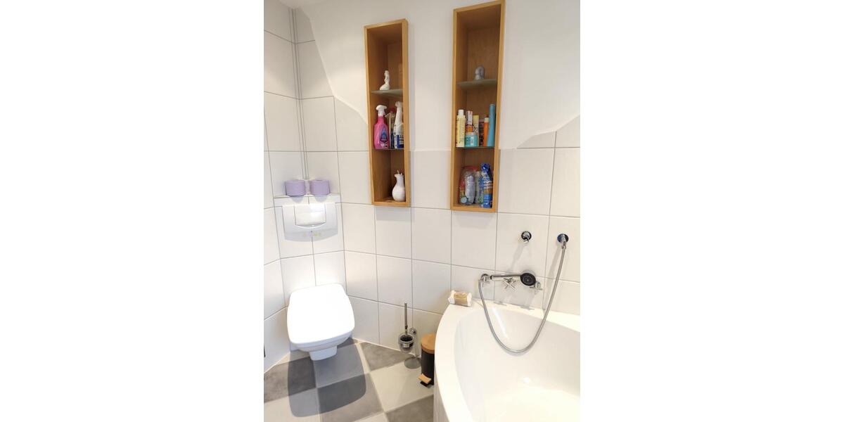 Etagenwohnung Siegen Eiserfeld - 4 Zimmer, 110 m&sup2;, 1.000&euro; | Angebot:24752653