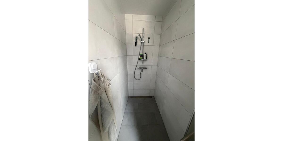 Dachgeschoßwohnung Upgant-Schott Schott - 3 Zimmer, 80 m&sup2;, 1.000&euro; | Angebot:25867745