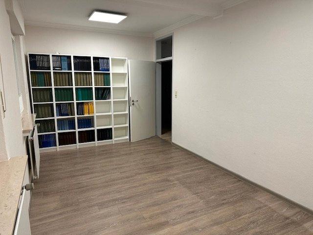Gewerbeobjekt Cloppenburg - 1.800&euro; | Angebot:26200976