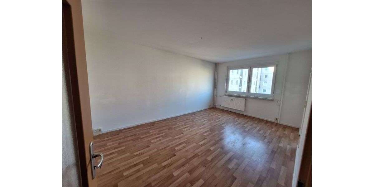 Etagenwohnung Dessau-Roßlau Roßlau - 1 Zimmer, 33 m&sup2;, 348&euro; | Angebot:26304843