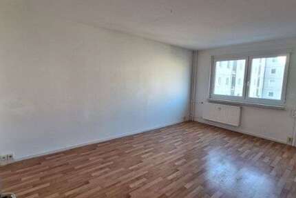 Wohnung Dessau-Roßlau Roßlau - 1 Zimmer, 33 m&sup2;, 348&euro; | Angebot:26304843