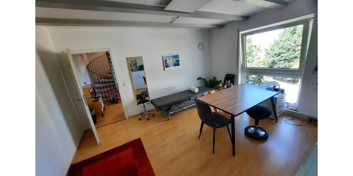 Maisonettenwohnung Nieder-Olm Olm - 6 Zimmer, 172 m&sup2;, 1.400&euro; | Angebot:24830997