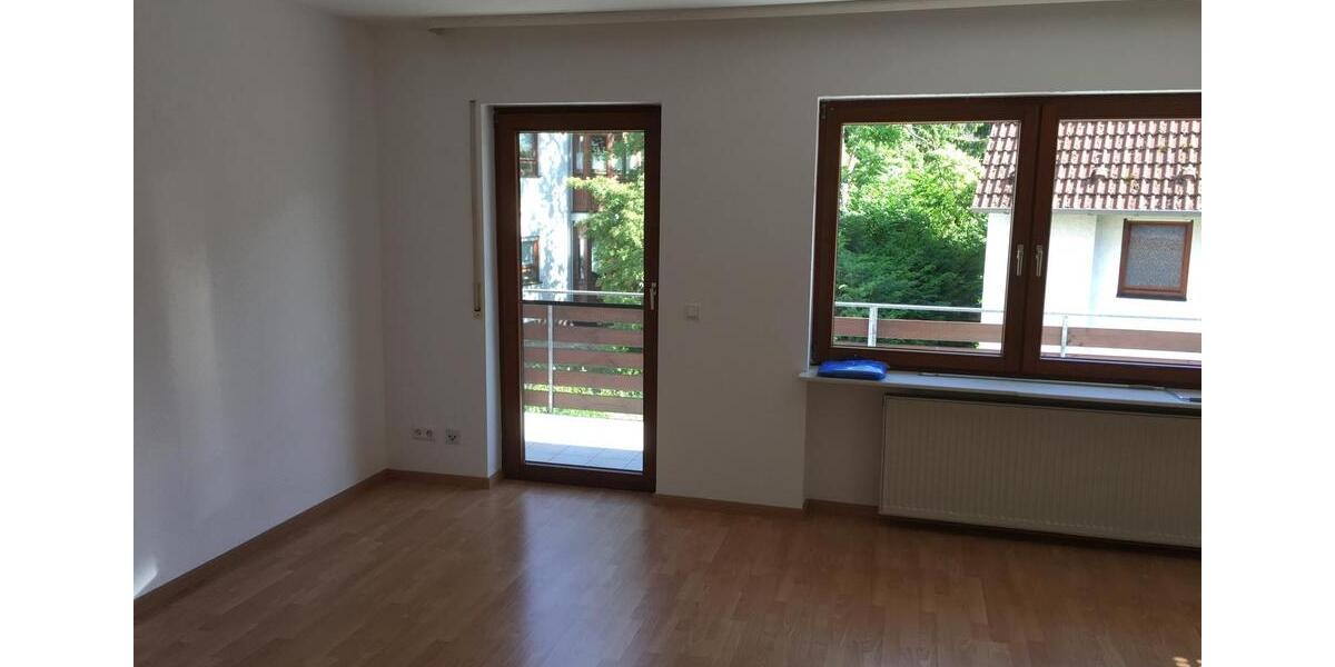 Etagenwohnung Ingelheim am Rhein - 3 Zimmer, 96 m&sup2;, 1.250&euro; | Angebot:26286695