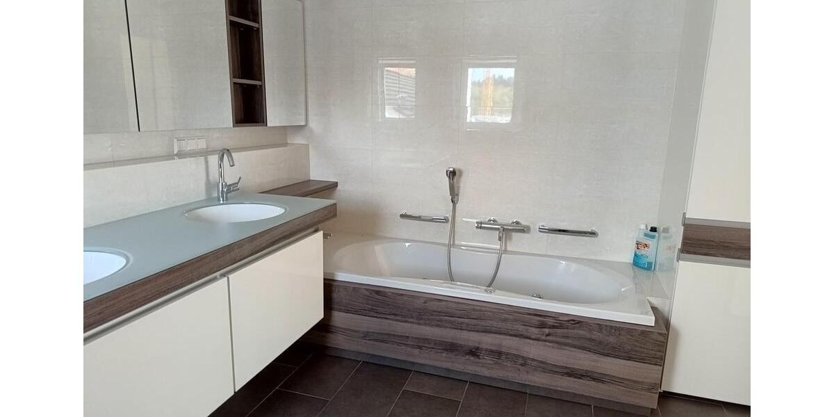 Einfamilienhaus Sigmaringen - 3.5 Zimmer, 149 m&sup2;, 1.150&euro; | Angebot:26481111