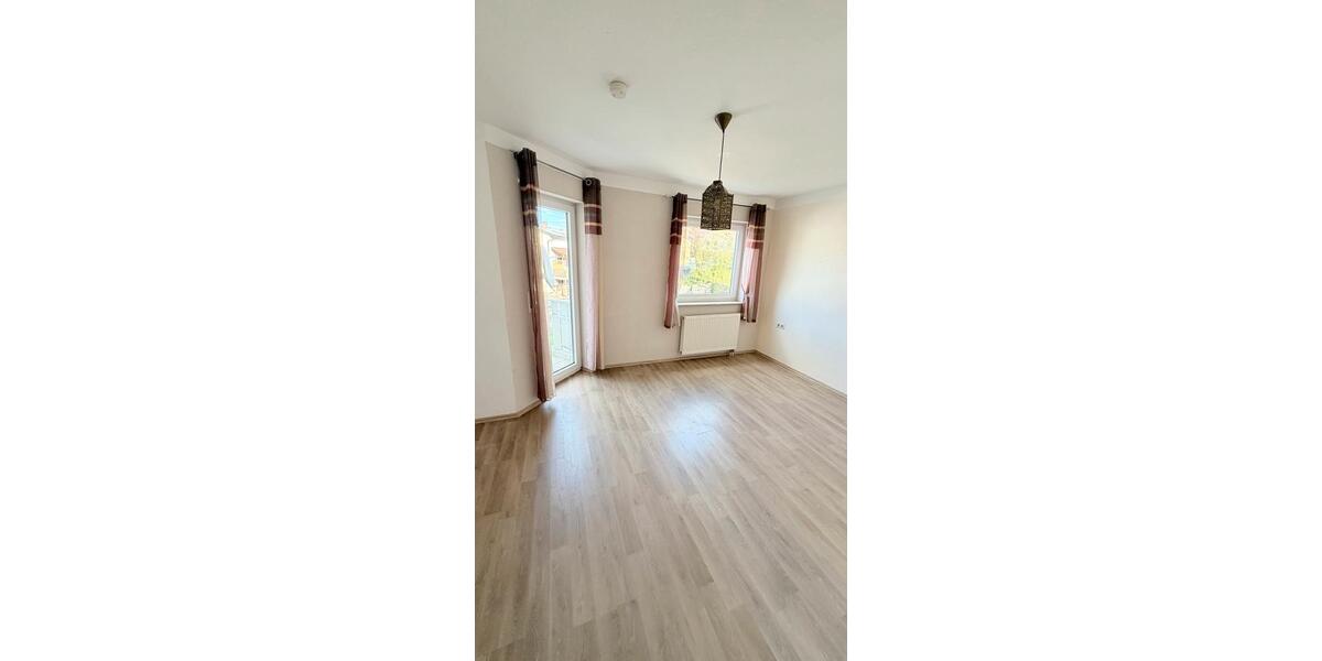 Dachgeschoßwohnung Erbach - 2 Zimmer, 58 m&sup2;, 860&euro; | Angebot:26241355
