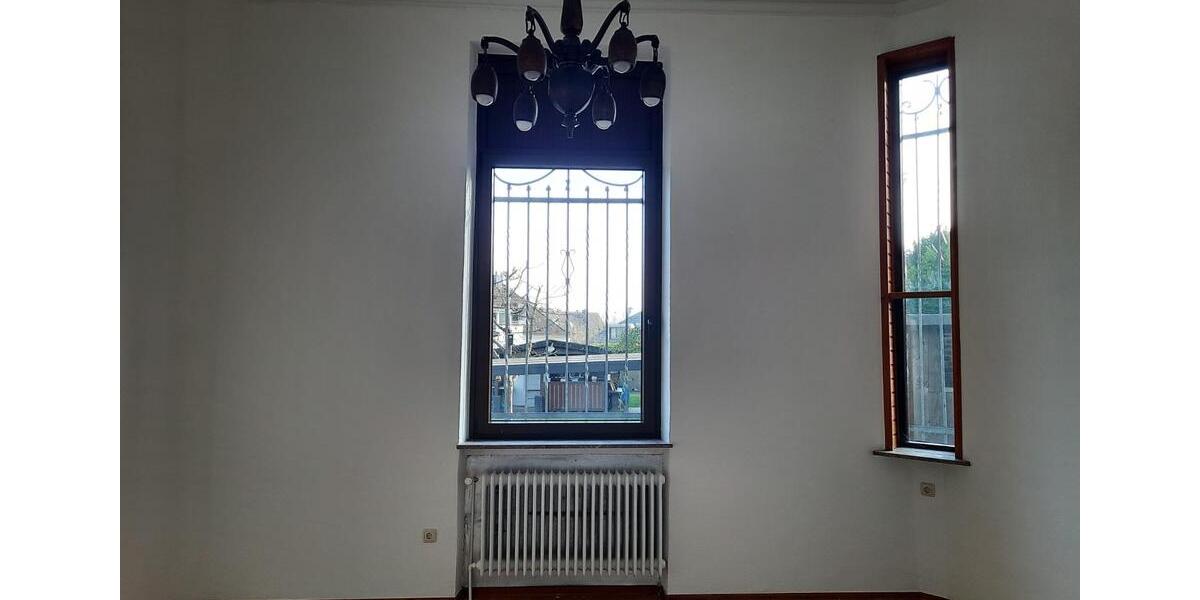 Erdgeschoßwohnung Aachen Aachen-Mitte - 2.5 Zimmer, 90 m&sup2;, 1.000&euro; | Angebot:25920042