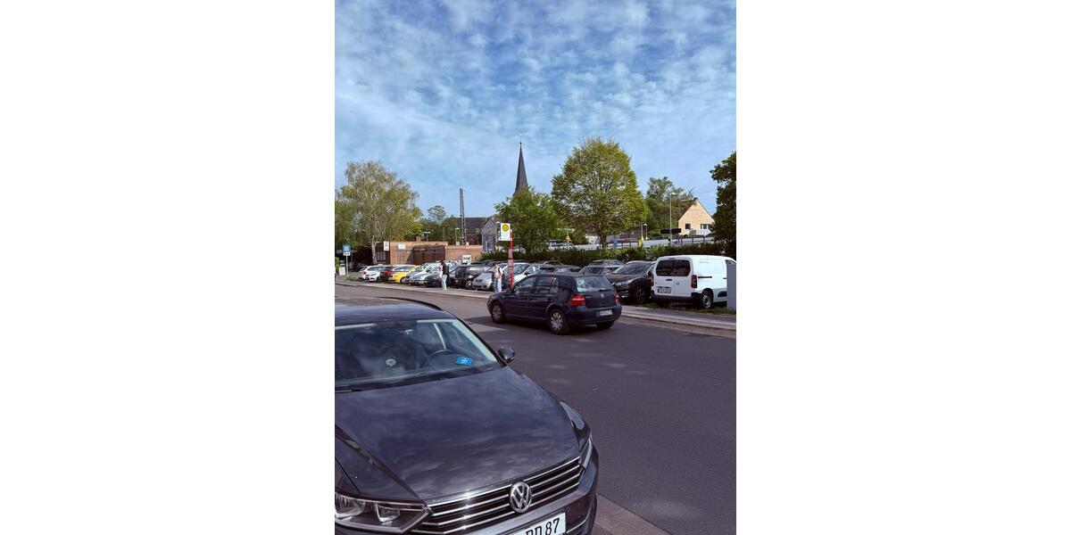 Etagenwohnung Krefeld Gellep-Stratum - 2 Zimmer, 68 m&sup2;, 890&euro; | Angebot:26396513