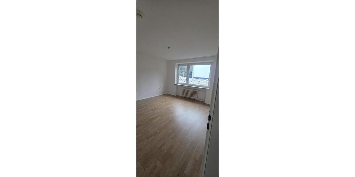 Etagenwohnung Wuppertal Elberfeld - 3 Zimmer, 80 m&sup2;, 630&euro; | Angebot:26041760