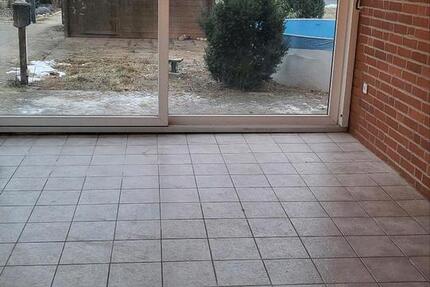 Haus Hillerse - 8 Zimmer, 220 m&sup2;, 1.600&euro; | Angebot:24878290