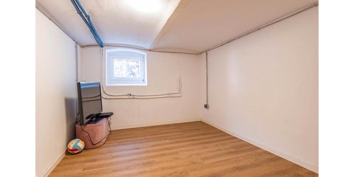 Einfamilienhaus Hameln Kernstadt - 4 Zimmer, 156 m&sup2;, 1.200&euro; | Angebot:25116330