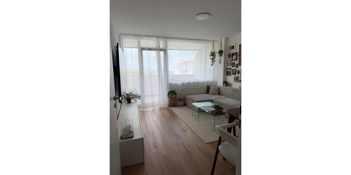 Hochparterre Niedernhausen - 3 Zimmer, 64 m&sup2;, 950&euro; | Angebot:26183022