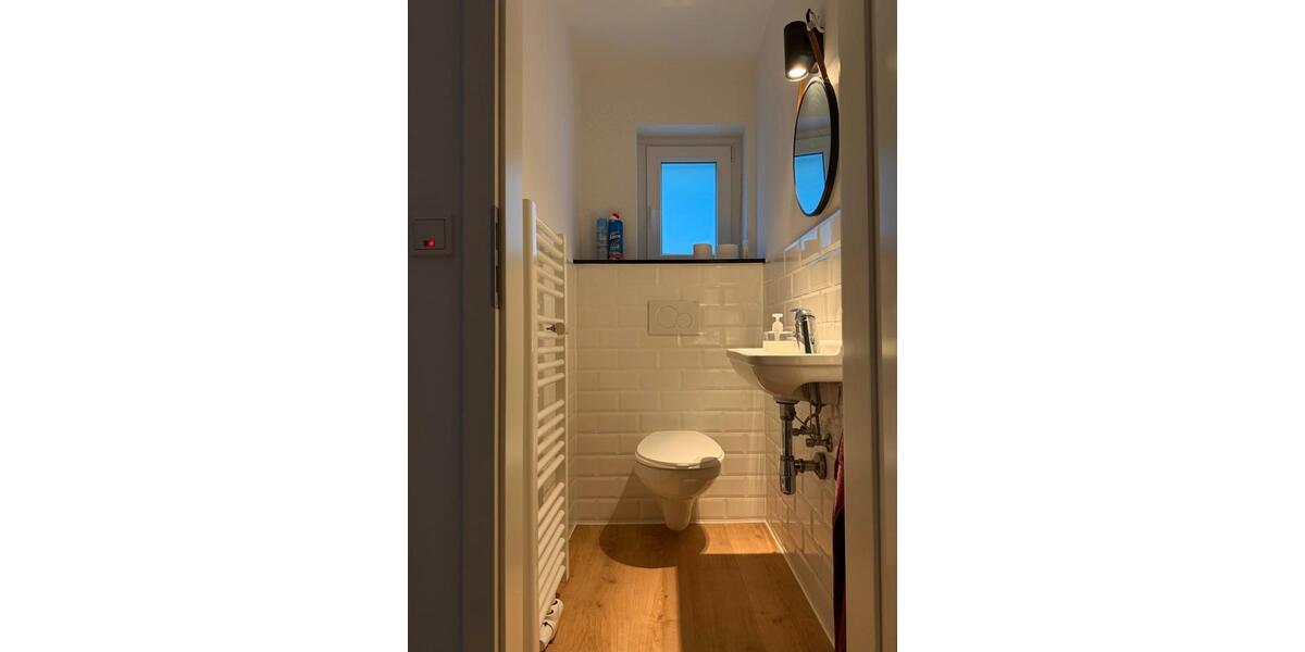 Wohnen auf Zeit Köln Mülheim - 2 Zimmer, 70 m&sup2;, 1.425&euro; | Angebot:26616017