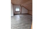 Dachgeschoßwohnung Büren - 3 Zimmer, 70 m&sup2;, 525&euro; | Angebot:25174349