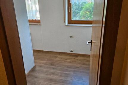Wohnung Aalen Dewangen - 1 Zimmer, 11 m&sup2;, 325&euro; | Angebot:25061982