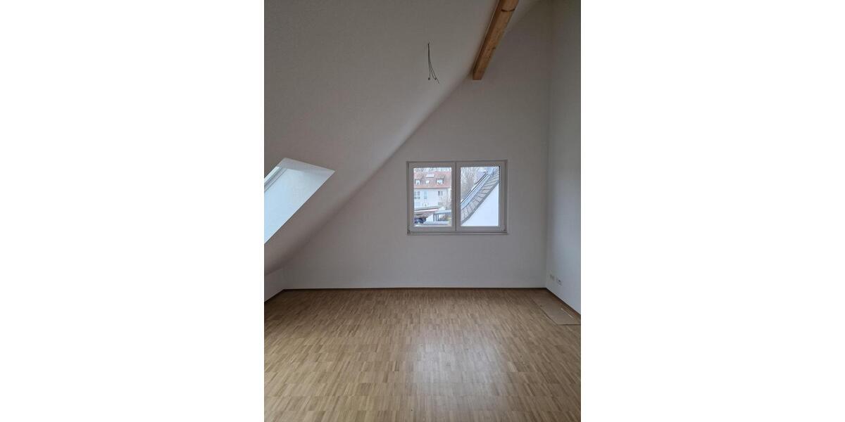 Doppelhaushälfte Karlsruhe Neureut - 5 Zimmer, 155 m&sup2;, 2.600&euro; | Angebot:26586293