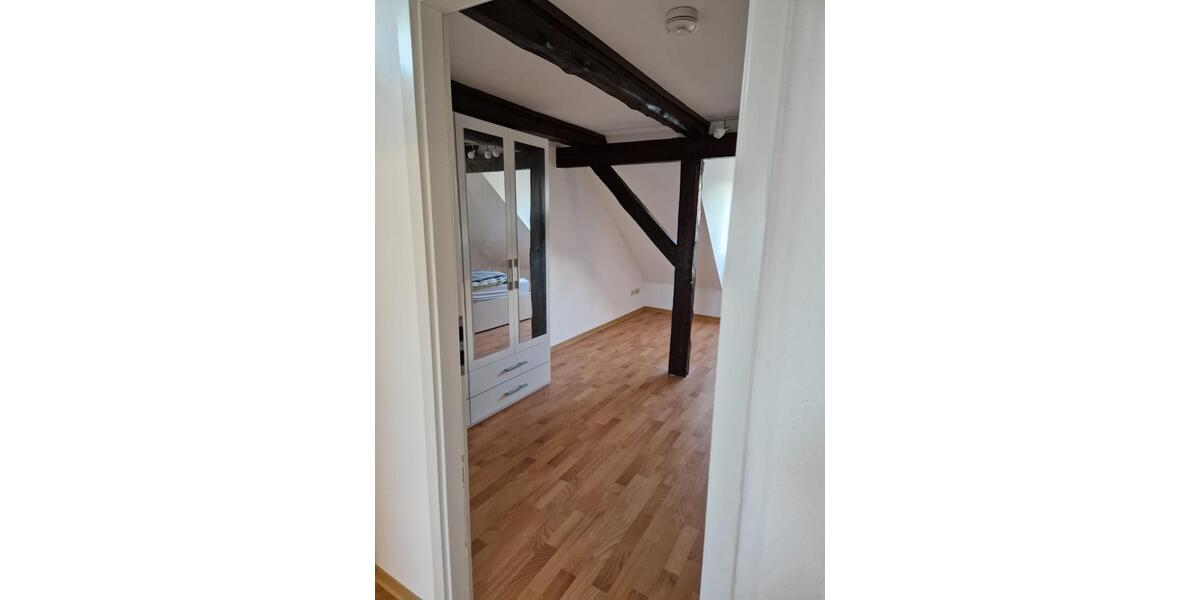 Dachgeschoßwohnung Niesky - 3 Zimmer, 65 m&sup2;, 750&euro; | Angebot:26587580