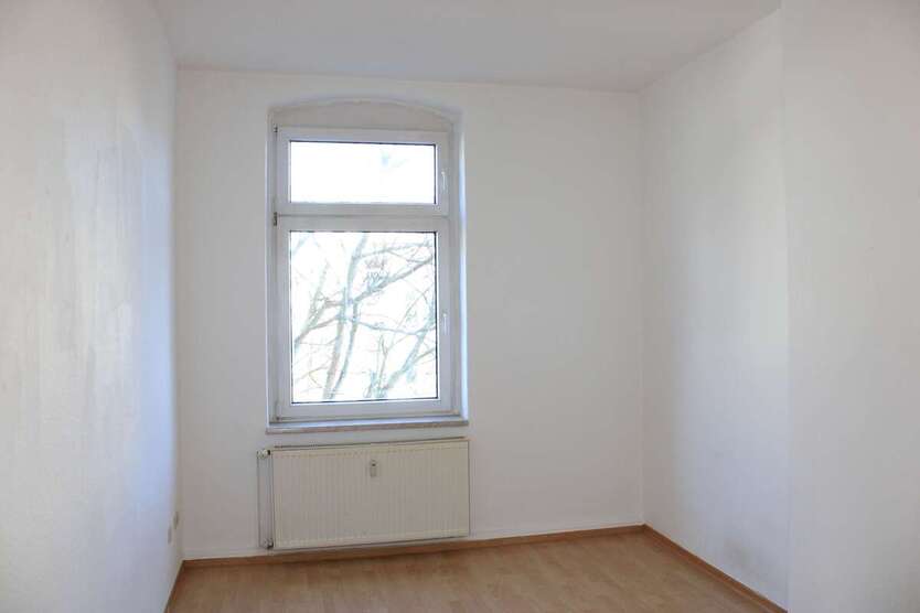 Charmante Altbauwohnung * 3- Zimmer mit Einbauküche 3 zimmer
