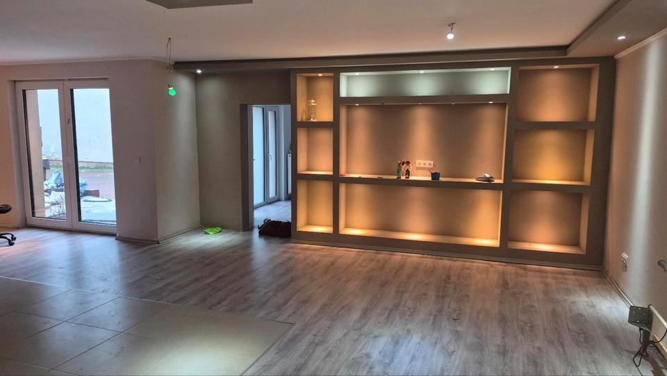 Reihenhaus Saarbrücken - 6 Zimmer, 160 m&sup2;, 1.500&euro; | Angebot:24841515