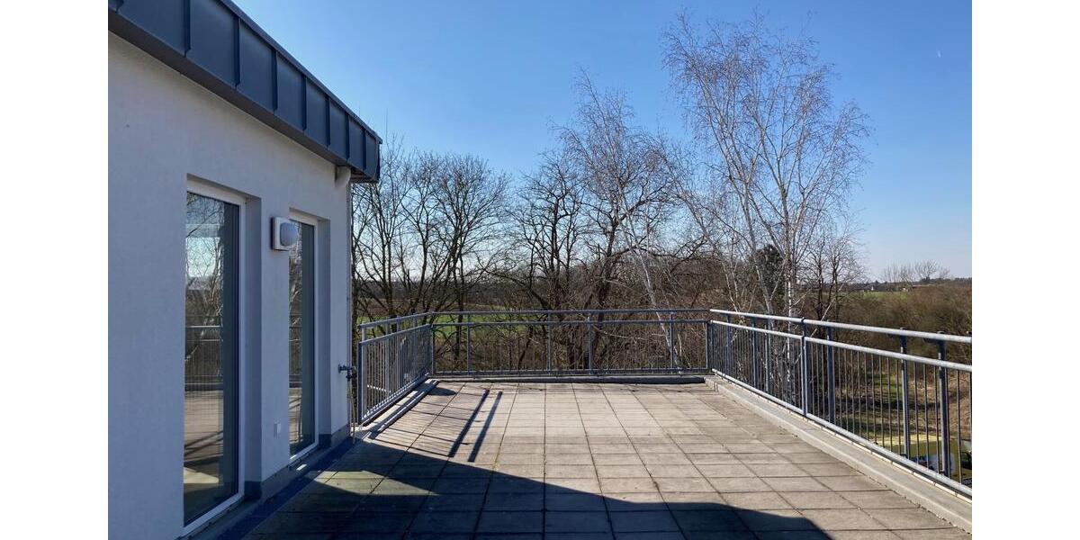 Moderne Penthouse-Gewerbefläche in Feldrandlage in Großostheim 2 zimmer