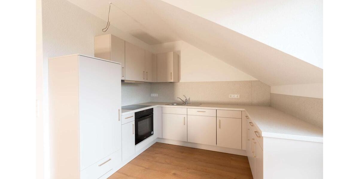 Dachgeschoßwohnung Rastede - 4 Zimmer, 118 m&sup2;, 1.499&euro; | Angebot:23528196