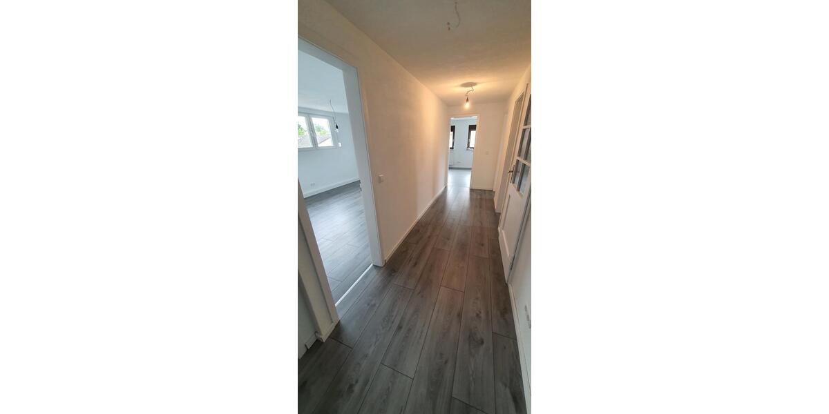 Etagenwohnung Bad Friedrichshall - 4 Zimmer, 85 m&sup2;, 1.040&euro; | Angebot:26705305
