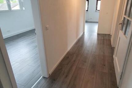 Wohnung Bad Friedrichshall - 4 Zimmer, 85 m&sup2;, 1.040&euro; | Angebot:26705305