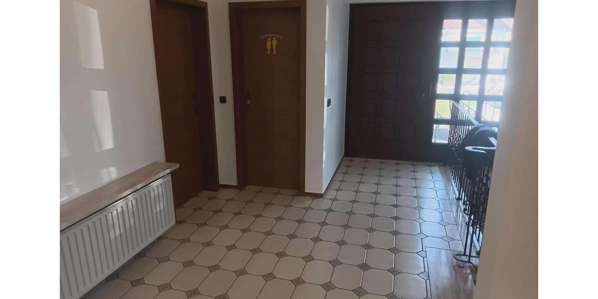 Bungalow Schwalmtal - 4 Zimmer, 135 m&sup2;, 1.200&euro; | Angebot:26221053