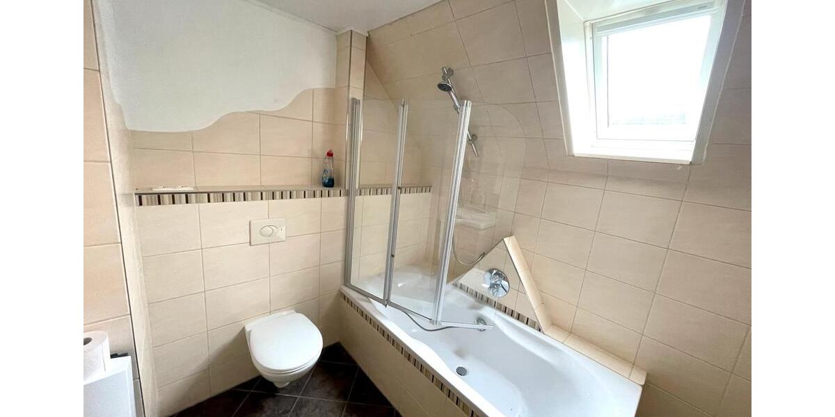 Dachgeschoßwohnung Petershagen - 2 Zimmer, 60 m&sup2;, 530&euro; | Angebot:26618888