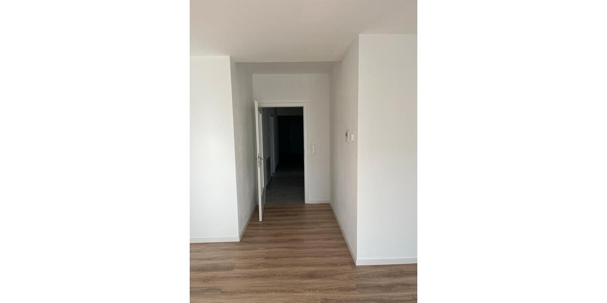 Etagenwohnung Kemnath - 4 Zimmer, 114 m&sup2;, 1.370&euro; | Angebot:25960596