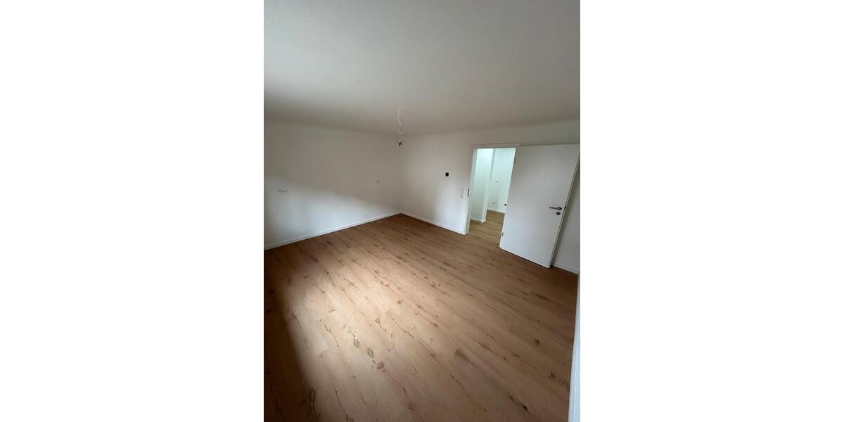 Erdgeschoßwohnung Geislingen - 3 Zimmer, 90 m&sup2;, 850&euro; | Angebot:26376247