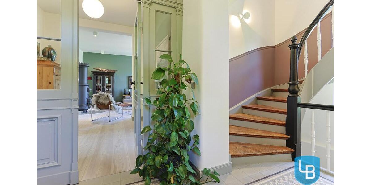 Einfamilienhaus Plön - 7 Zimmer, 261 m&sup2;, 2.500&euro; | Angebot:26648216