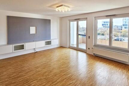 Haus Holzgerlingen - 4.5 Zimmer, 142 m&sup2;, 1.600&euro; | Angebot:23616399