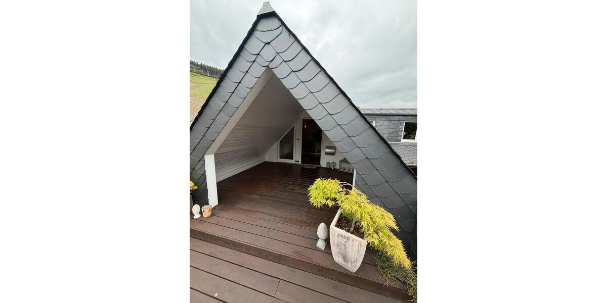Dachgeschoßwohnung Saarburg - 5 Zimmer, 156 m&sup2;, 1.400&euro; | Angebot:26489746