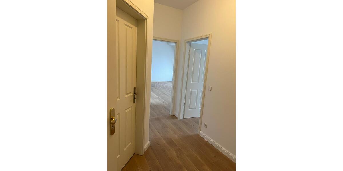 Dachgeschoßwohnung Berlin Friedrichshain-Kreuzberg - 2 Zimmer, 108 m&sup2;, 2.400&euro; | Angebot:26635070