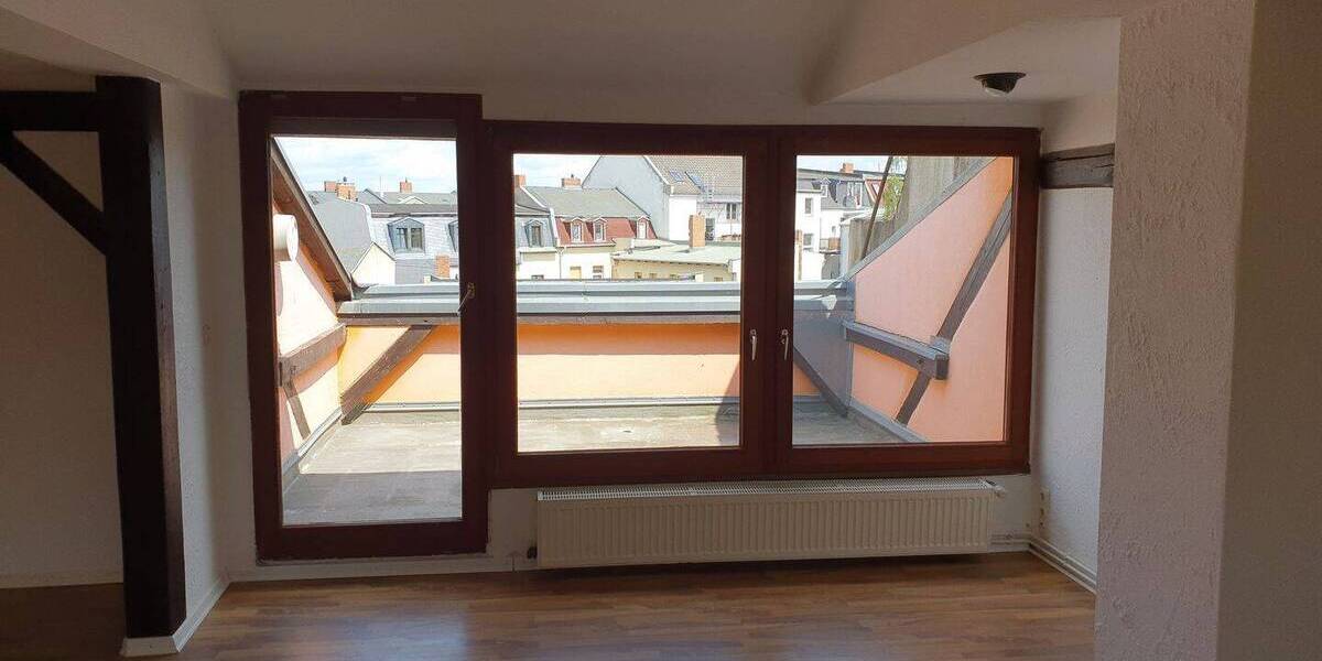 Etagenwohnung Bernburg - 2 Zimmer, 65 m&sup2;, 350&euro; | Angebot:26656757