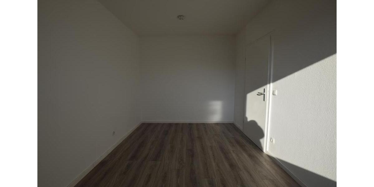 Erdgeschoßwohnung Lübbecke - 3 Zimmer, 82 m&sup2;, 599&euro; | Angebot:24632684