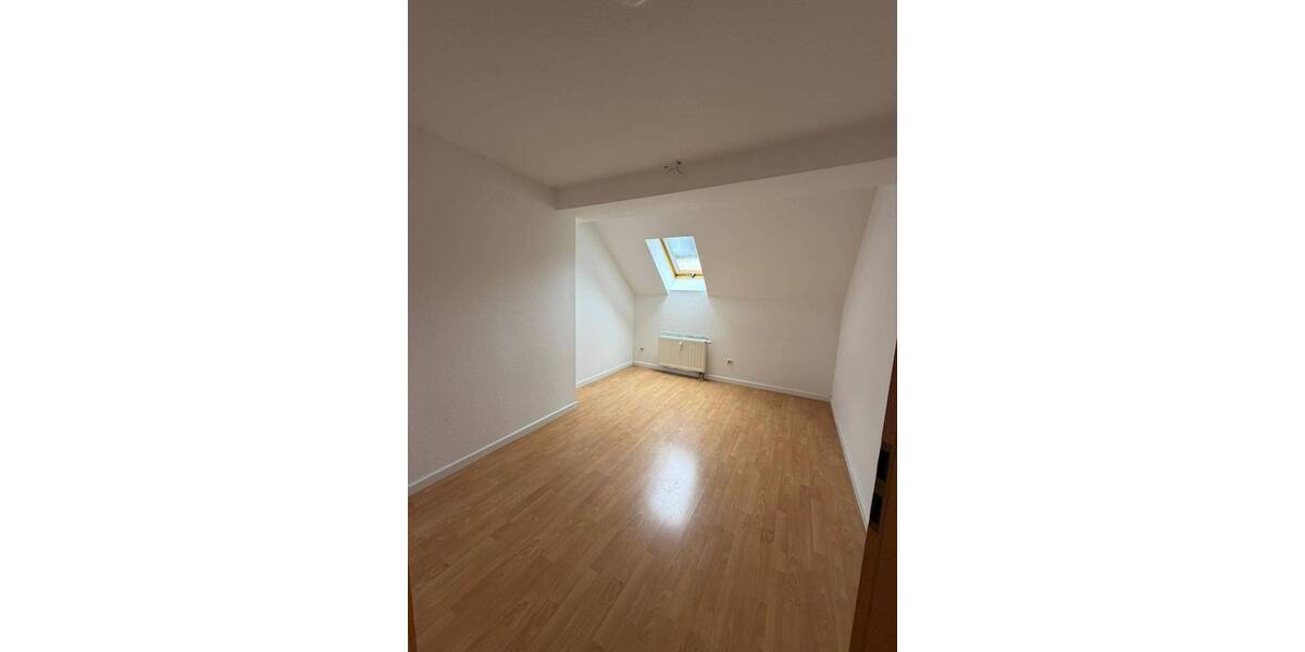 Etagenwohnung Gera Ostviertel - 4 Zimmer, 110 m&sup2;, 772&euro; | Angebot:26740550