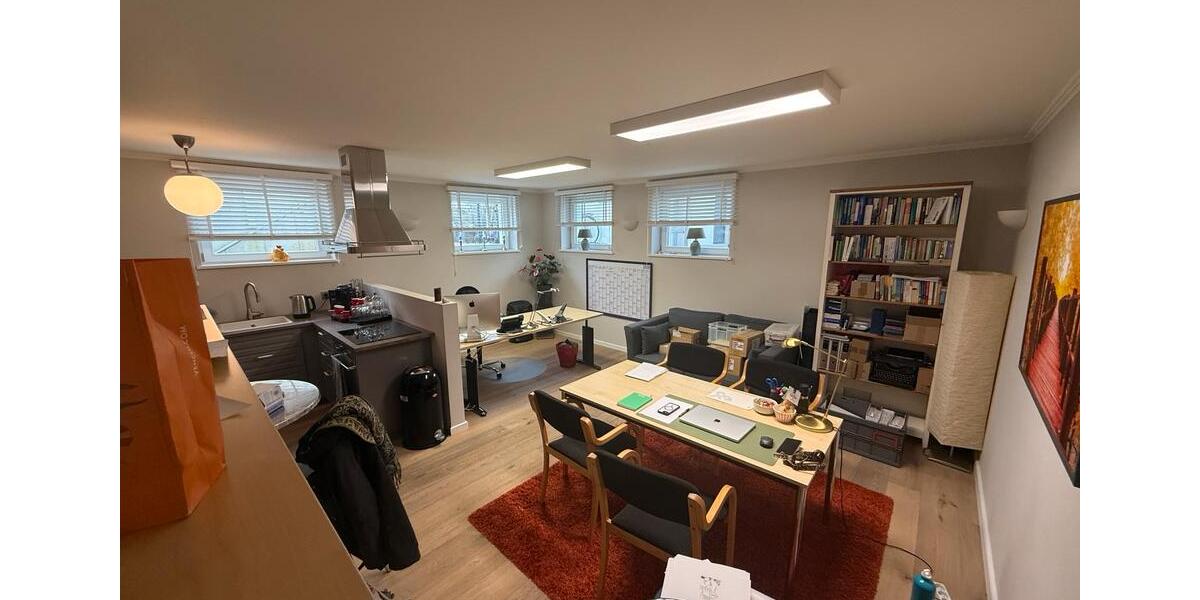 Etagenwohnung Rellingen - 2 Zimmer, 59 m&sup2;, 720&euro; | Angebot:25988112