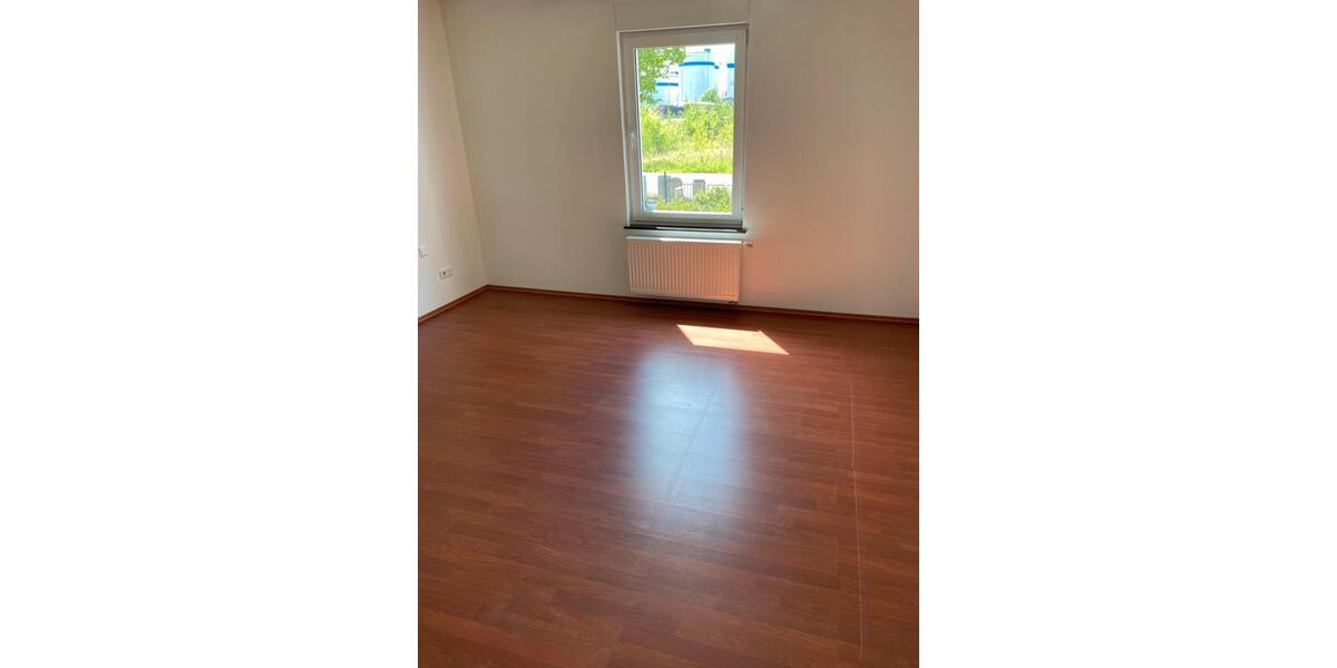 Erdgeschoßwohnung Lage - 2 Zimmer, 60 m&sup2;, 700&euro; | Angebot:26691966
