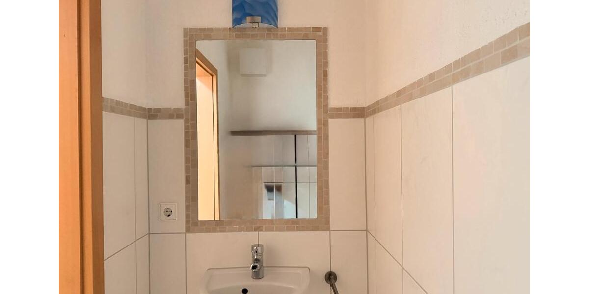 Dachgeschoßwohnung Schloß Holte-Stukenbrock Stukenbrock - 3 Zimmer, 82 m&sup2;, 780&euro; | Angebot:25300122