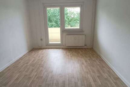 Wohnung zum Mieten in Bad Lausick 330 € 60 m²