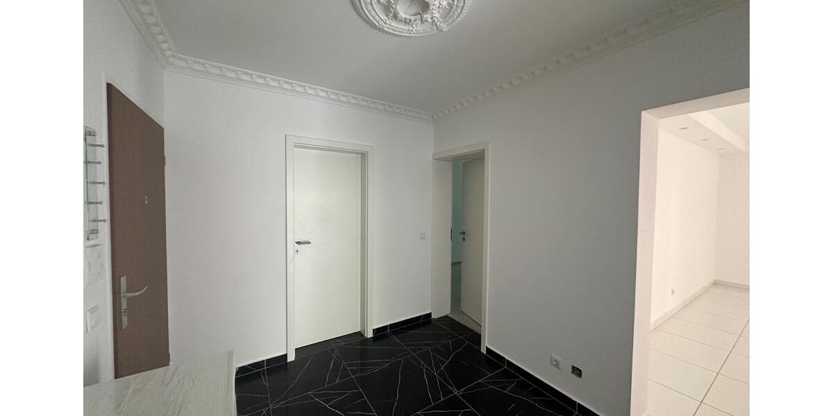 Erdgeschoßwohnung Regensburg Ganghofersiedlung - 3 Zimmer, 90 m&sup2;, 1.490&euro; | Angebot:25636515