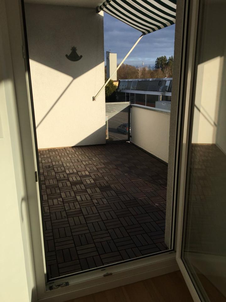 Helle 3-Zi-Wohnung mit Loggia in zentraler Lage von Wendelstein zimmer