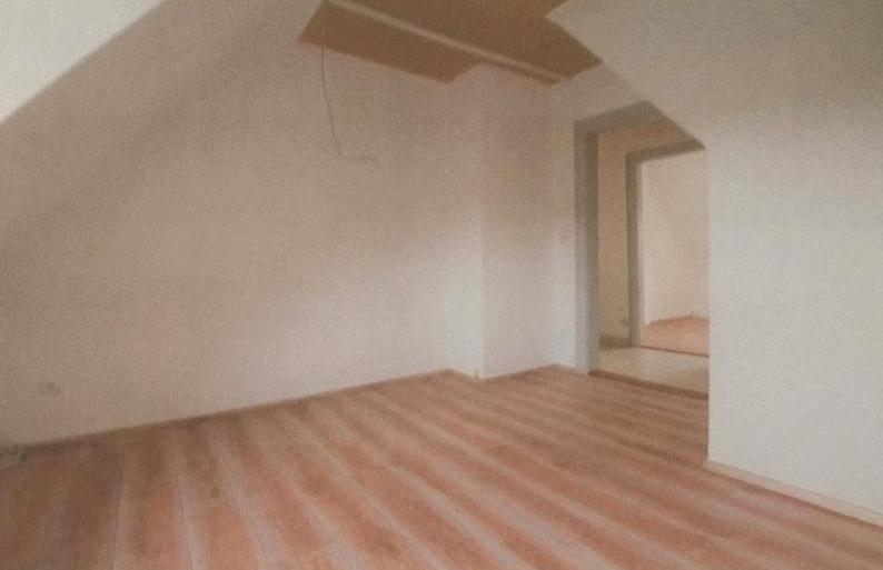 Dachgeschoßwohnung Pegnitz - 4 Zimmer, 46 m&sup2;, 450&euro; | Angebot:25332314