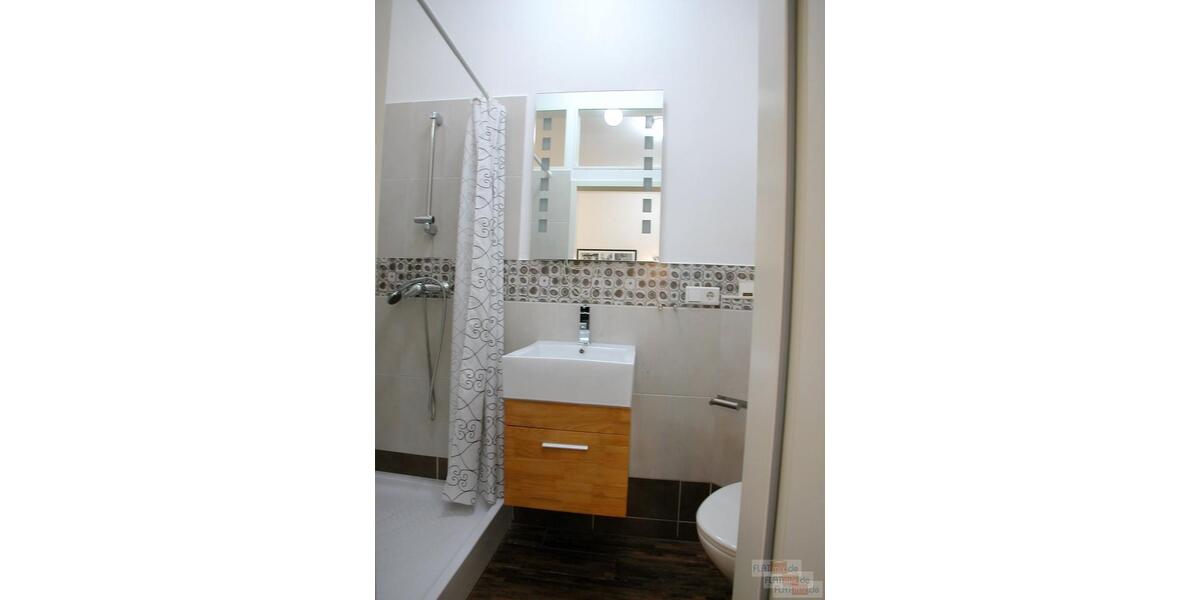 Etagenwohnung Bielefeld - 1 Zimmer, 1 m&sup2;, 645&euro; | Angebot:26705673