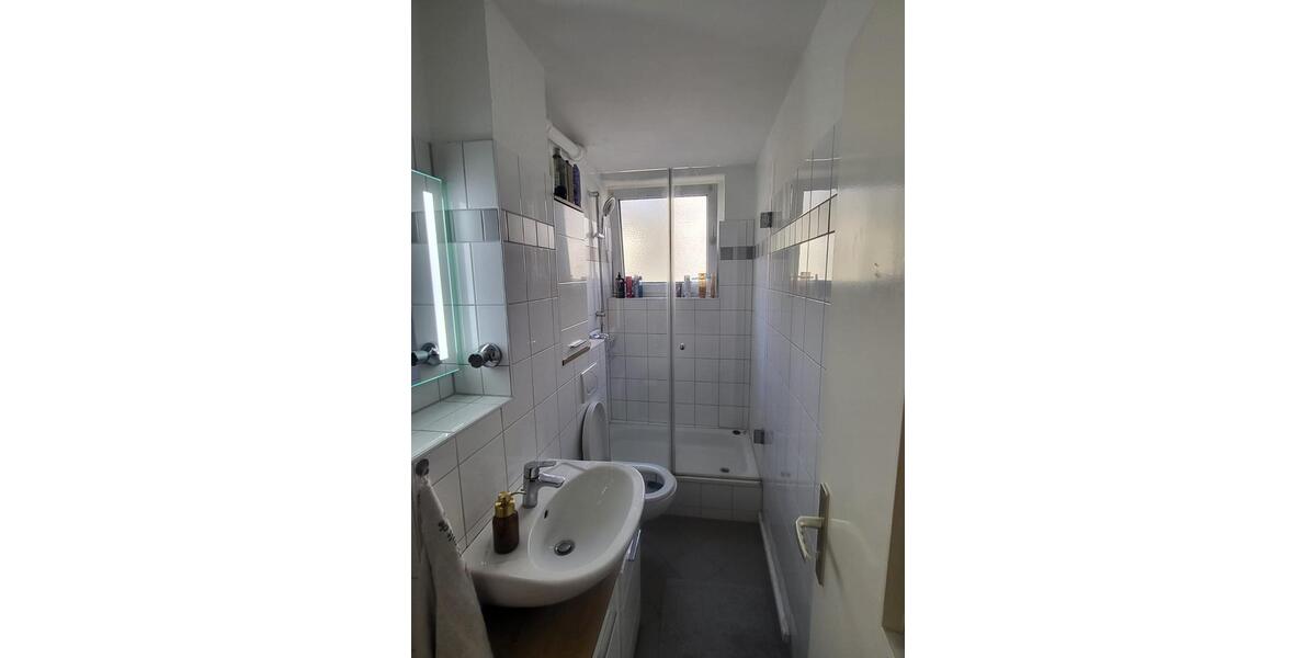 Wohnen auf Zeit Kassel Vorderer Westen - 16 Zimmer, 72 m&sup2;, 530&euro; | Angebot:25378336